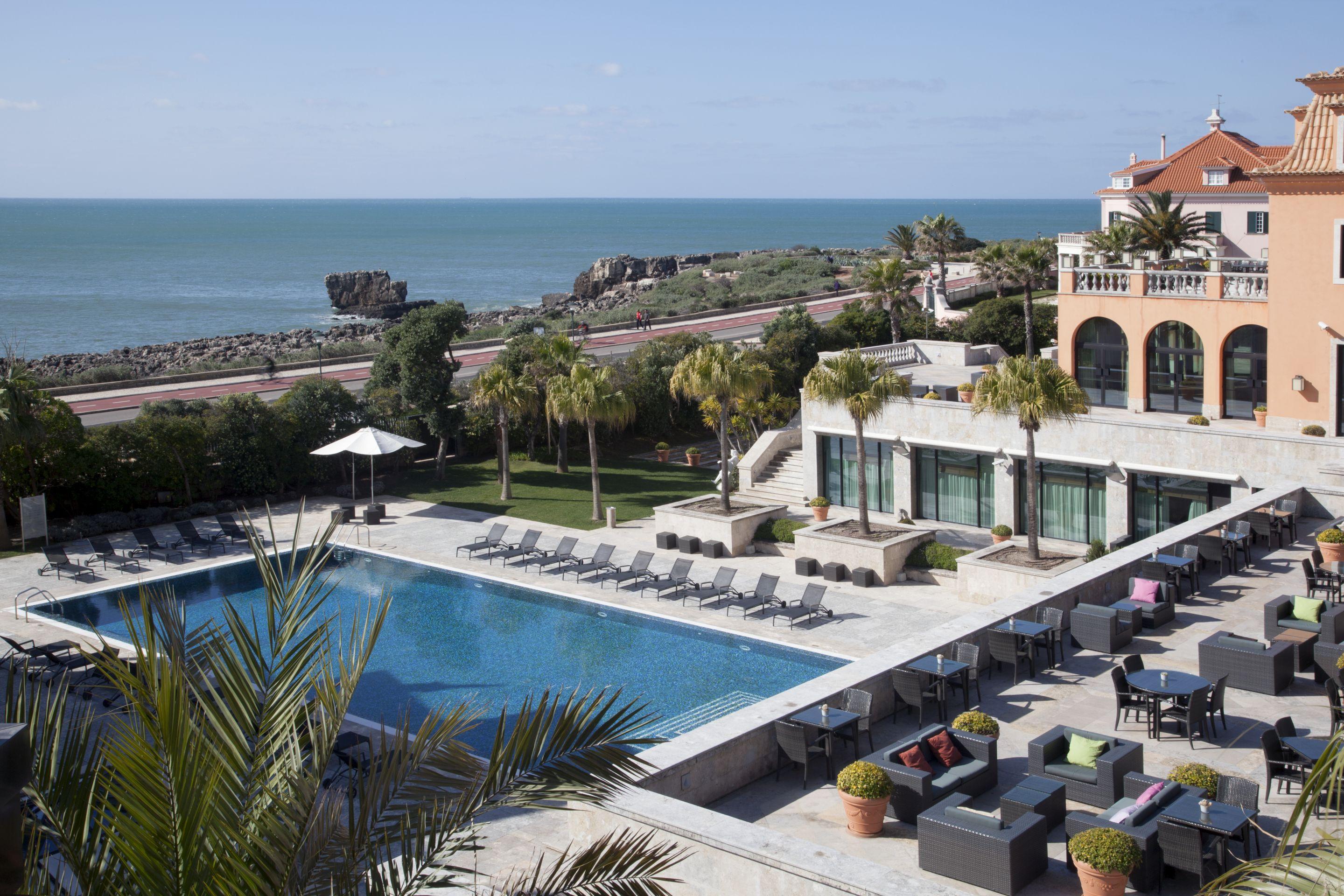 Grande Real Villa Itália Hotel&Spa Cascais Esterno foto The pool at the Hotel