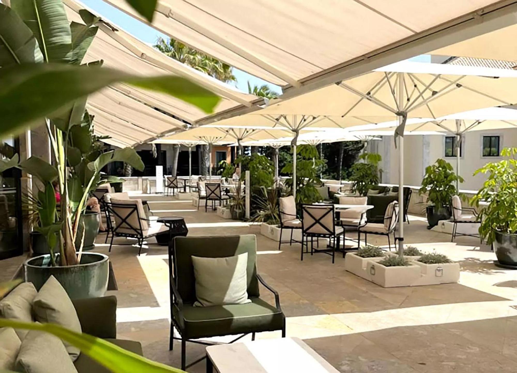 Grande Real Villa Itália Hotel&Spa Cascais Esterno foto The patio at the Hotel de la Paix