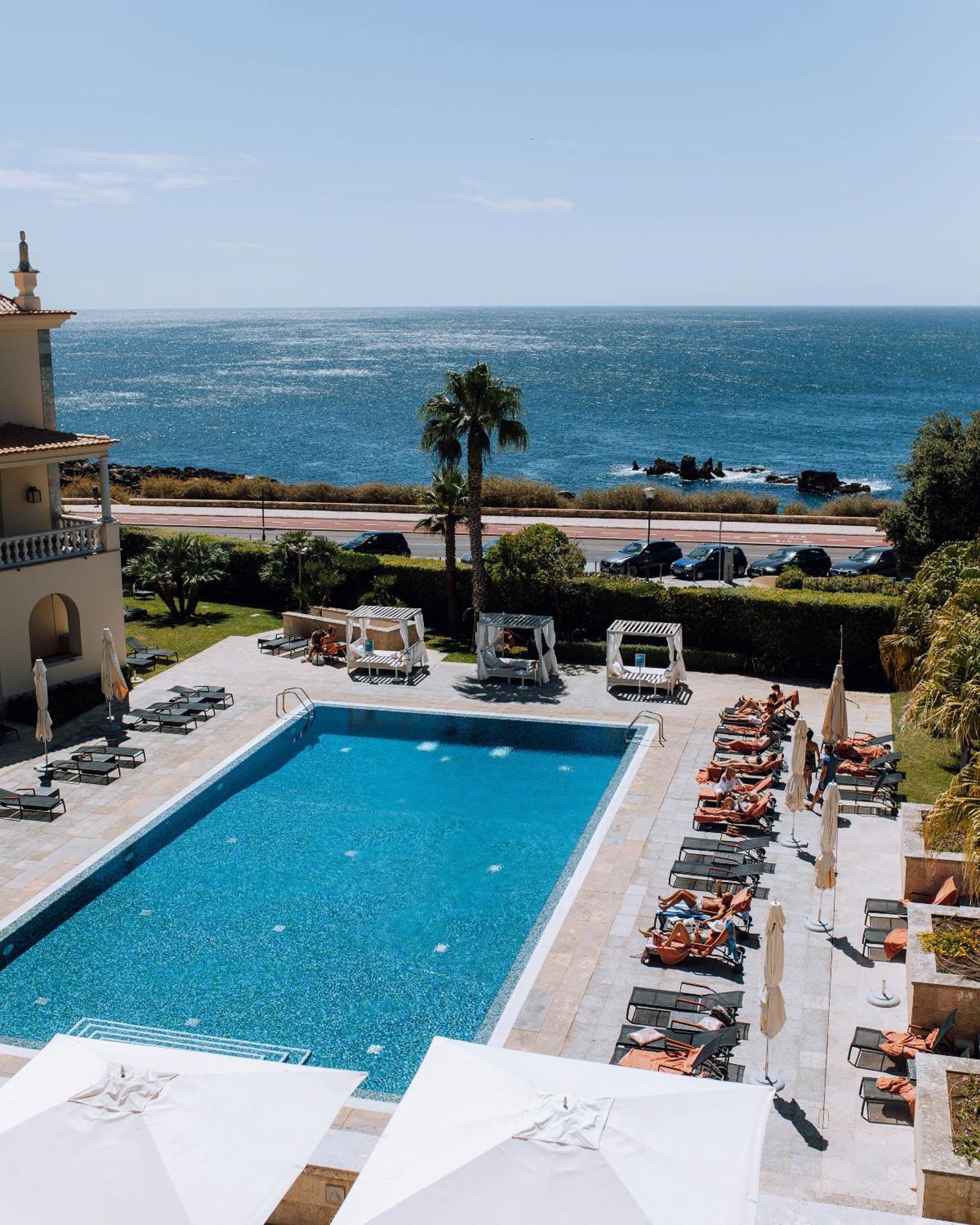 Grande Real Villa Itália Hotel&Spa Cascais Esterno foto The pool at the hotel